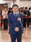 踏入青岛电冰箱总厂的